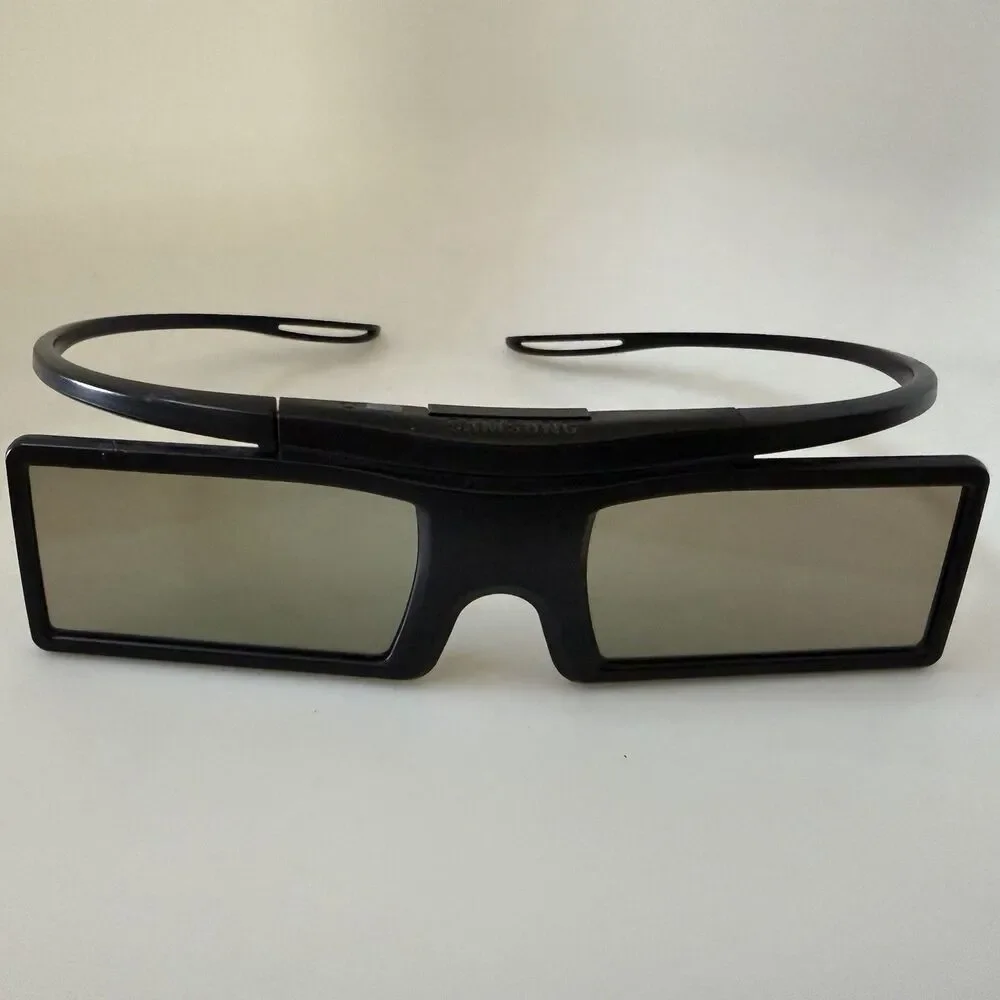 4 Pairs Samsung SSG-4100GB 3D Glasses (2 NEW / 2 USED) OEM 2012 w/Box